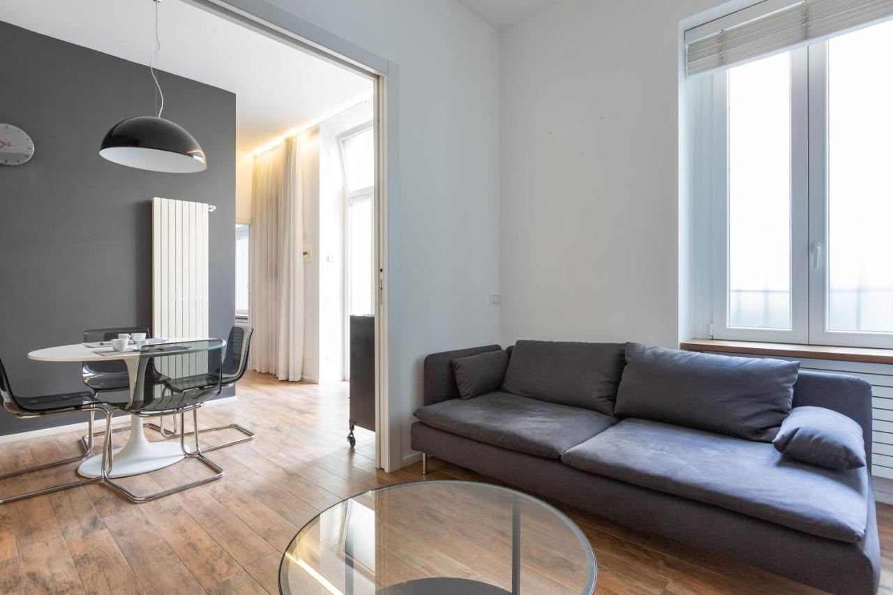 Tricolore Modern And Cozy Mailand